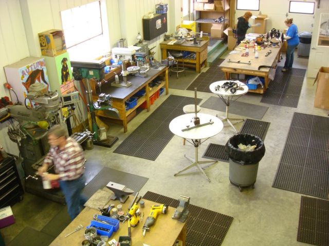 Fertigung der Carts bei Eddie's Wheels Hier werden die Hunderollis gefertigt